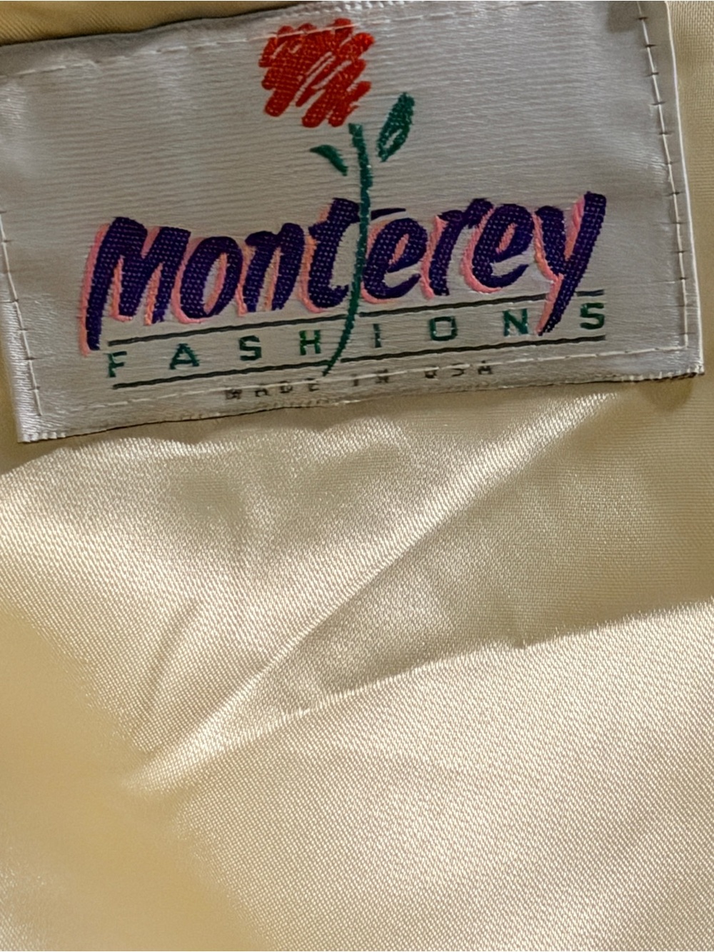 Classic Monterey Fashions Ivory Faux Fur Coat - Picture 2 of 3